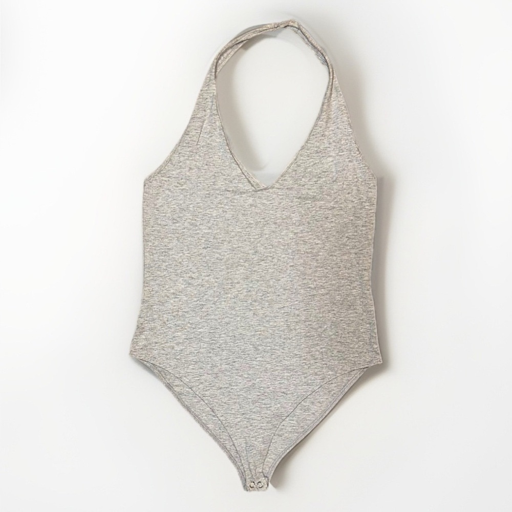 Forever 21 Gray Halter Bodysuit V Neck Sleeveless Snap Closure Size Medium